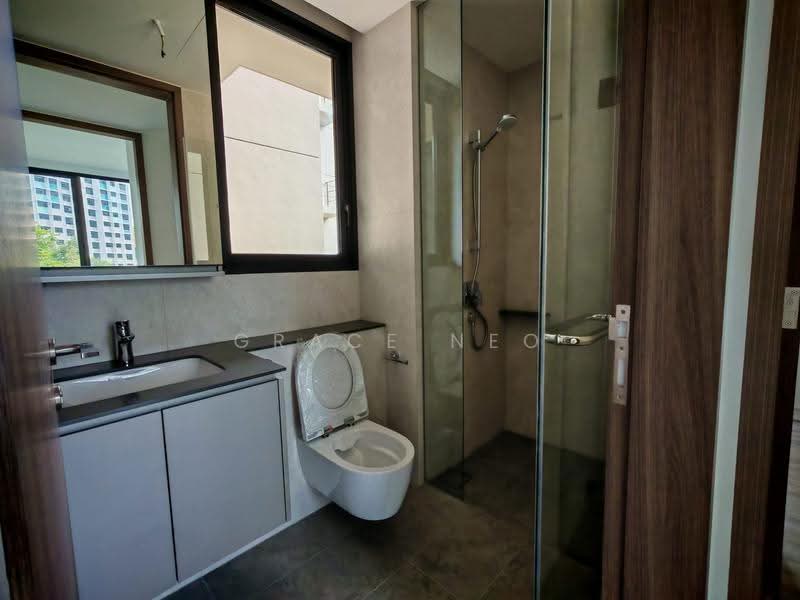 Norwood Grand, 10 Champions Way, Admiralty / Woodlands, 3 Bedrooms, 1,044 sqft, Condominium For Rent, by Grace Neo, 500273283 - Bathroom - PropertyGuru.com.sg