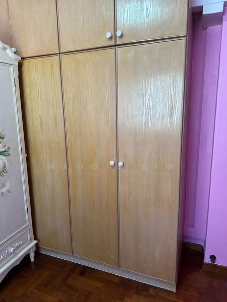 186A Rivervale Drive, 186A Rivervale Drive, Hougang / Punggol / Sengkang, Room Rental, 250 sqft, HDB Flat For Rent, by Maggie Sim, 500273289 - Full height wardrobe - PropertyGuru.com.sg