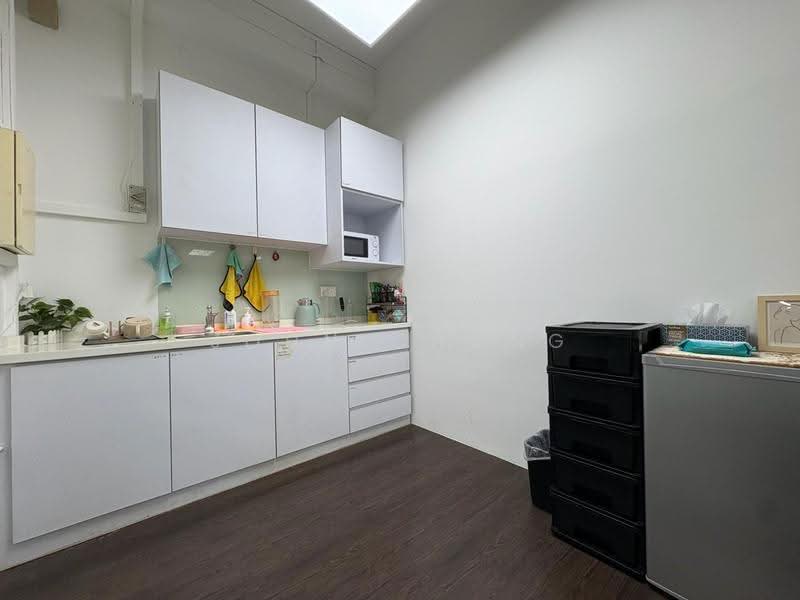 The Splendour, 31 Bukit Batok Crescent, Dairy Farm / Bukit Panjang / Choa Chu Kang, 1,970 sqft, Light Industrial (B1) For Rent, by John Chong, 500273299 - Kitchen - CommercialGuru.com.sg