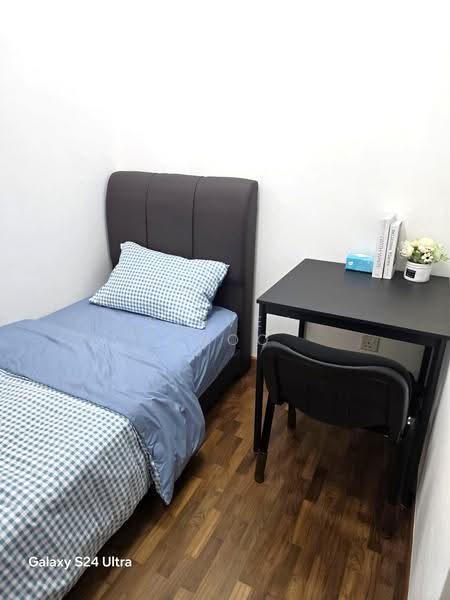 The Foliage, 370 Pasir Panjang Road, Buona Vista / West Coast / Clementi New Town, Room Rental, 120 sqft, Condominium For Rent, by Steven Choo, 500273300 - Bedroom - PropertyGuru.com.sg