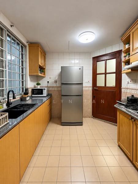 The Bayshore, 22 Bayshore Road, Bedok / Upper East Coast, Room Rental, 150 sqft, Condominium For Rent, by Ferlyn Tan, 500273303 - Kitchen - PropertyGuru.com.sg