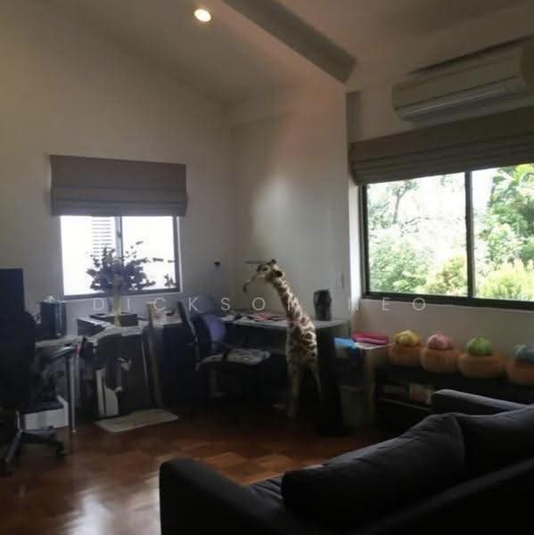 D21. Charming Detached. 8,3xxSF. Near King Albert Park MRT. 9488.4080 Dickson, Jalan Kampong Chantek, Binjai Park, Binjai Rise, Binjai Hill, Binjai Road, Greenbank Park, Swiss Club Road, Swiss View, Sian Tuan Avenue, Rifle Range Road, Bukit Way, Clementi Park / Upper Bukit Timah, 5 Bedrooms, 4,500 sqft, Detached House For Sale, by Dickson Neo, 500273312 - Study - PropertyGuru.com.sg