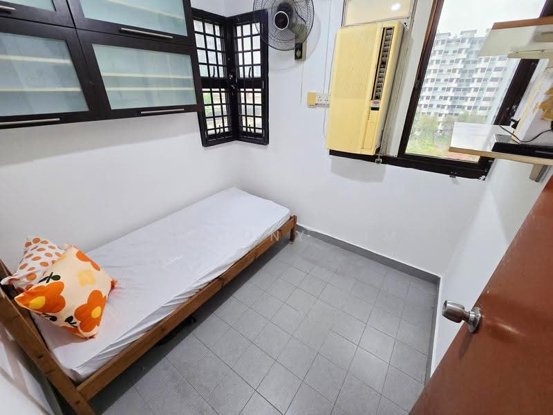 209 Boon Lay Place, 209 Boon Lay Place, Boon Lay / Jurong / Tuas, 2 Bedrooms, 797 sqft, HDB Flat For Sale, by Anthony Lim, 500273324 - PropertyGuru.com.sg