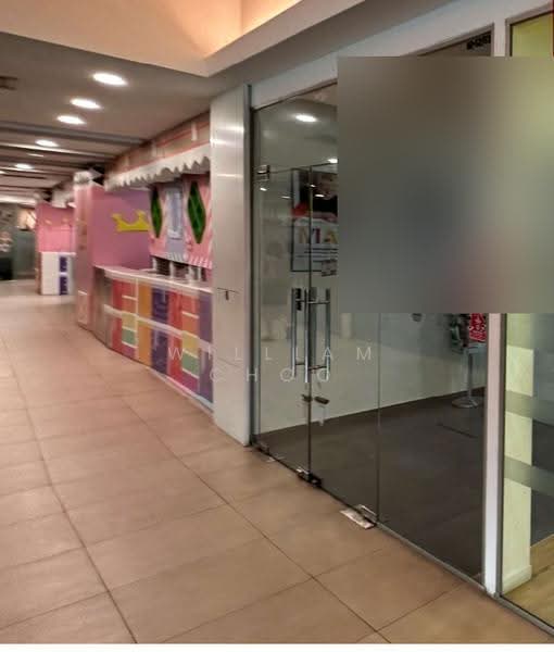 West Coast Plaza (former Ginza Plaza), 154 West Coast Road, Buona Vista / West Coast / Clementi New Town, 678 sqft, Mall Shop For Rent, by William Choo, 500273329 - Corridor - CommercialGuru.com.sg