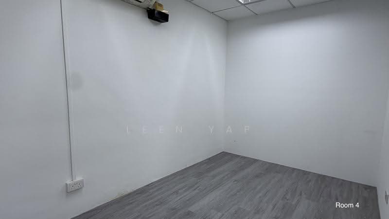Tradehub 21, 18 Boon Lay Way, Boon Lay / Jurong / Tuas, 112 sqft, Light Industrial (B1) For Rent, by Leen Yap, 500273336 - Interior - CommercialGuru.com.sg