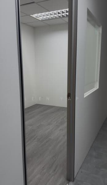 Tradehub 21, 18 Boon Lay Way, Boon Lay / Jurong / Tuas, 112 sqft, Light Industrial (B1) For Rent, by Leen Yap, 500273336 - Interior - CommercialGuru.com.sg