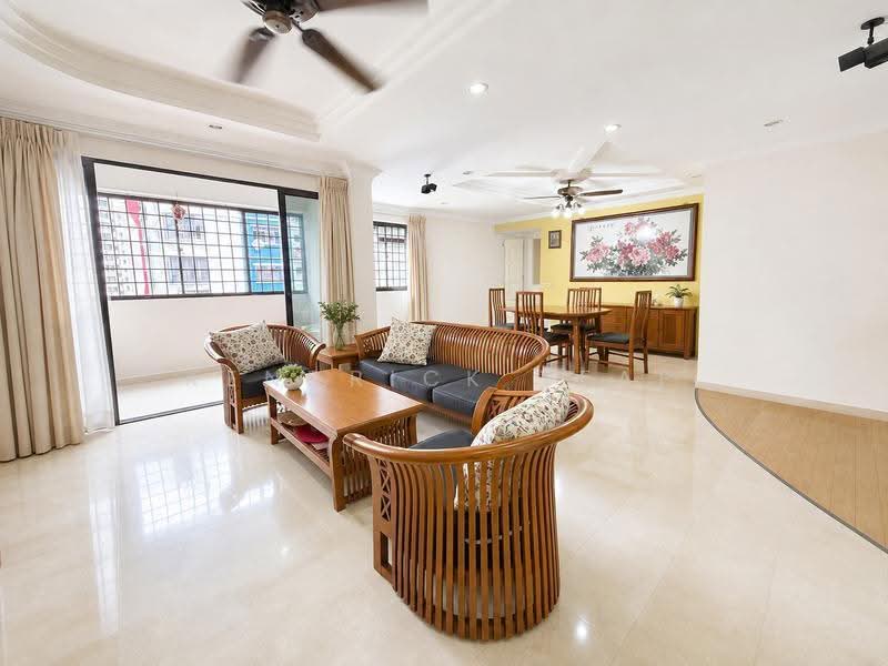 325 Sembawang Crescent, 325 Sembawang Crescent, Sembawang / Yishun, 3 Bedrooms, 1,291 sqft, HDB Flat For Sale, by Kendrick Yeap, 500273355 - Living Room - PropertyGuru.com.sg