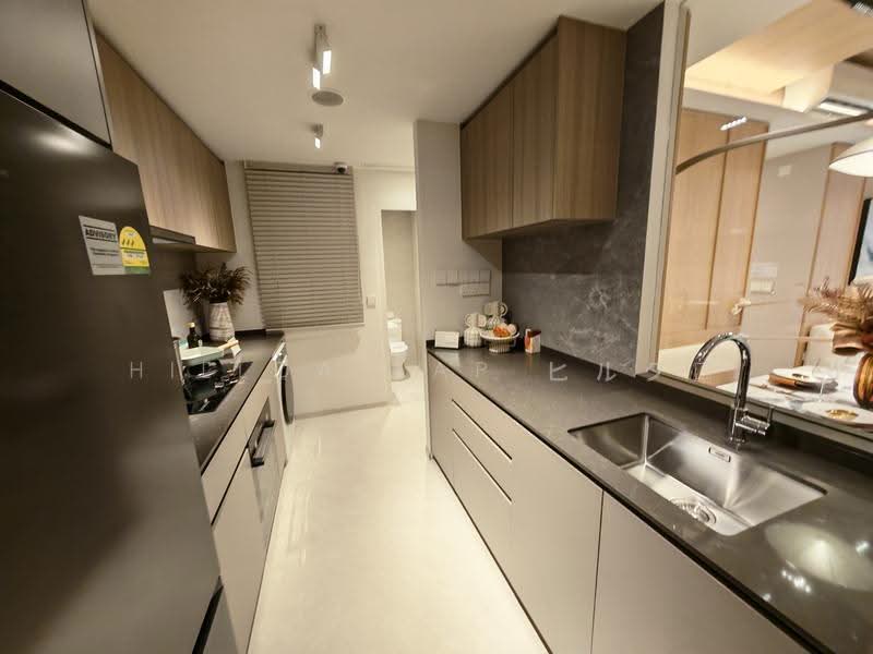 Lucerne Grand, Lakeside Drive, Boon Lay / Jurong / Tuas, 3 Bedrooms, 1,001 sqft, Condominium For Sale, by Hillda Yap ヒルダー, 500273356 - PropertyGuru.com.sg