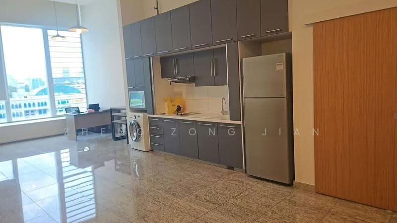 The Central, 6 Eu Tong Sen Street, Boat Quay / Raffles Place / Marina, 646 sqft, Office For Rent, by Zheng Zong Jian, 500273358 - Kitchen - CommercialGuru.com.sg