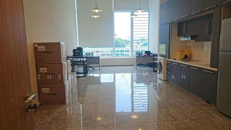 The Central, 6 Eu Tong Sen Street, Boat Quay / Raffles Place / Marina, 646 sqft, Office For Rent, by Zheng Zong Jian, 500273358 - Kitchen - CommercialGuru.com.sg