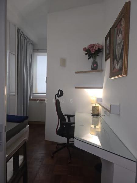 Kim Sia Court, 1 Jalan Jintan, Orchard / River Valley, Room Rental, 200 sqft, Apartment For Rent, by Venus Hu, 500273366 - Study - PropertyGuru.com.sg