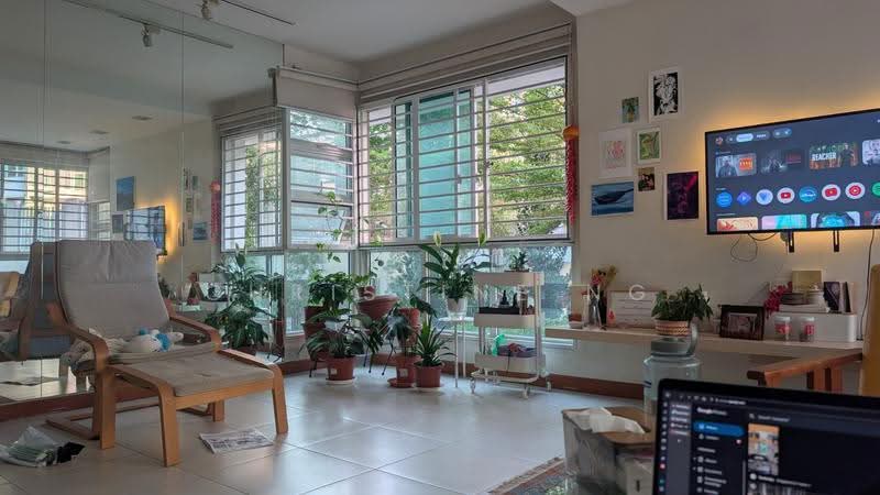 269A Punggol Field, 269A Punggol Field, Hougang / Punggol / Sengkang, Room Rental, 350 sqft, HDB Flat For Rent, by Christine Ng, 500273380 - Living Room - PropertyGuru.com.sg