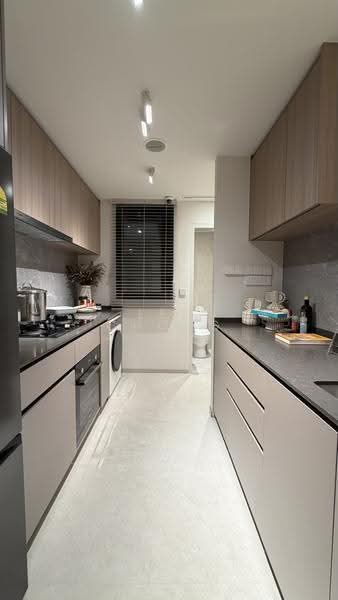 Lucerne Grand, Lakeside Drive, Boon Lay / Jurong / Tuas, 3 Bedrooms, 904 sqft, Condominium For Sale, by Lee Chong, 500273381 - Kitchen - PropertyGuru.com.sg