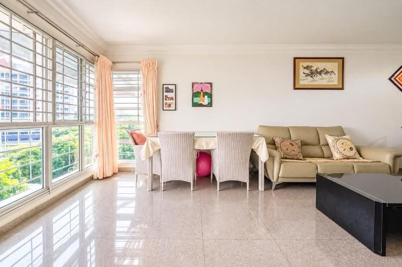 622 Bukit Batok Central, 622 Bukit Batok Central, Dairy Farm / Bukit Panjang / Choa Chu Kang, 3 Bedrooms, 1,216 sqft, HDB Flat For Sale, by Eng Yuan Li, 500273393 - Living Room - PropertyGuru.com.sg