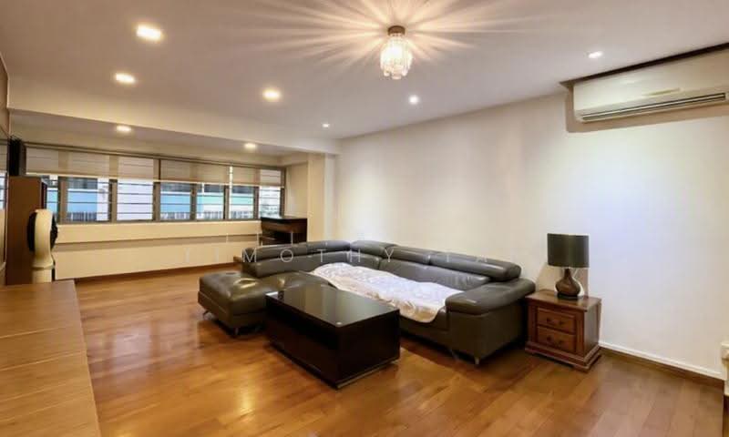 240 Yishun Ring Road, 240 Yishun Ring Road, Sembawang / Yishun, 3 Bedrooms, 1,302 sqft, HDB Flat For Sale, by Timothy Tan, 500273397 - Living Room - PropertyGuru.com.sg