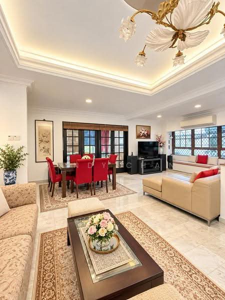 Goodman Rd Vicinity, East Coast / Marine Parade, 8 Bedrooms, 3,000 sqft, Detached House For Sale, by Mandy Chan, 500273404 - Living Room - PropertyGuru.com.sg
