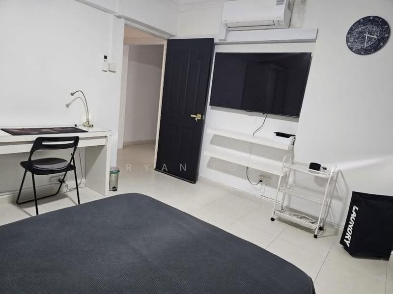 410 Jurong West Street 42, 410 Jurong West Street 42, Boon Lay / Jurong / Tuas, Room Rental, 120 sqft, HDB Flat For Rent, by Bryan Loke, 500273428 - Bedroom - PropertyGuru.com.sg