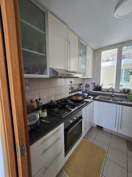 Goldenhill Park Condo, 62 Mei Hwan Drive, Ang Mo Kio / Bishan / Thomson, 3 Bedrooms, 1,335 sqft, Condominium For Sale, by Perrie Koh, 500273430 - Kitchen - PropertyGuru.com.sg