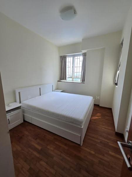 Goldenhill Park Condo, 62 Mei Hwan Drive, Ang Mo Kio / Bishan / Thomson, 3 Bedrooms, 1,335 sqft, Condominium For Sale, by Perrie Koh, 500273430 - Bedroom - PropertyGuru.com.sg