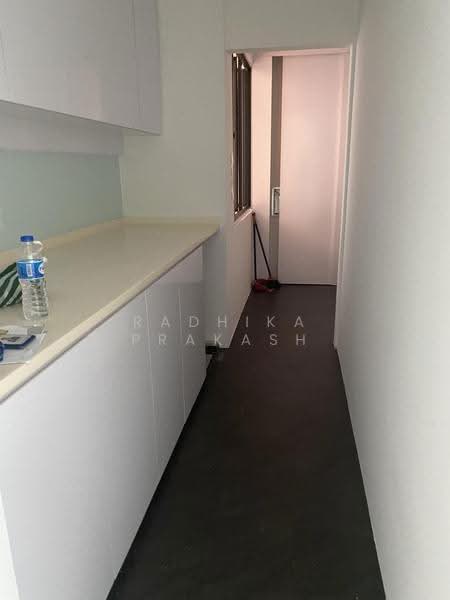 Tanglin View, 150 Prince Charles Crescent, Alexandra / Commonwealth, 3 Bedrooms, 1,141 sqft, Condominium For Rent, by Radhika Prakash, 500273431 - Corridor - PropertyGuru.com.sg