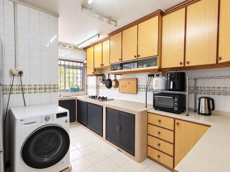 350 Choa Chu Kang Central, 350 Choa Chu Kang Central, Dairy Farm / Bukit Panjang / Choa Chu Kang, 4 Bedrooms, 1,572 sqft, HDB Flat For Sale, by Eugene Lin, 500273434 - Kitchen - PropertyGuru.com.sg