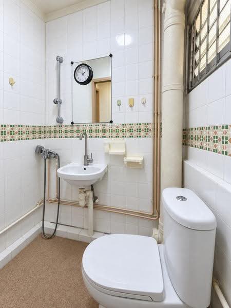 350 Choa Chu Kang Central, 350 Choa Chu Kang Central, Dairy Farm / Bukit Panjang / Choa Chu Kang, 4 Bedrooms, 1,572 sqft, HDB Flat For Sale, by Eugene Lin, 500273434 - Bathroom - PropertyGuru.com.sg