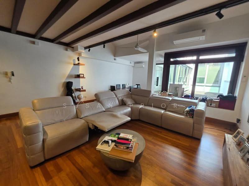 Emerald All Green Rooftop Charmer, Emerald Hill Conservation Area, Orchard / River Valley, 4 Bedrooms, 2,638 sqft, Conservation House For Rent, by Susan Prior, 500273437 - Living Room - PropertyGuru.com.sg