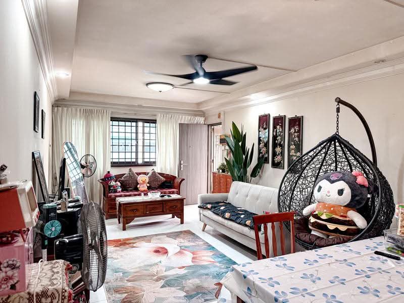 105 Teck Whye Lane, 105 Teck Whye Lane, Dairy Farm / Bukit Panjang / Choa Chu Kang, 3 Bedrooms, 1,108 sqft, HDB Flat For Sale, by Erra Samat, 500273440 - Living Room - PropertyGuru.com.sg