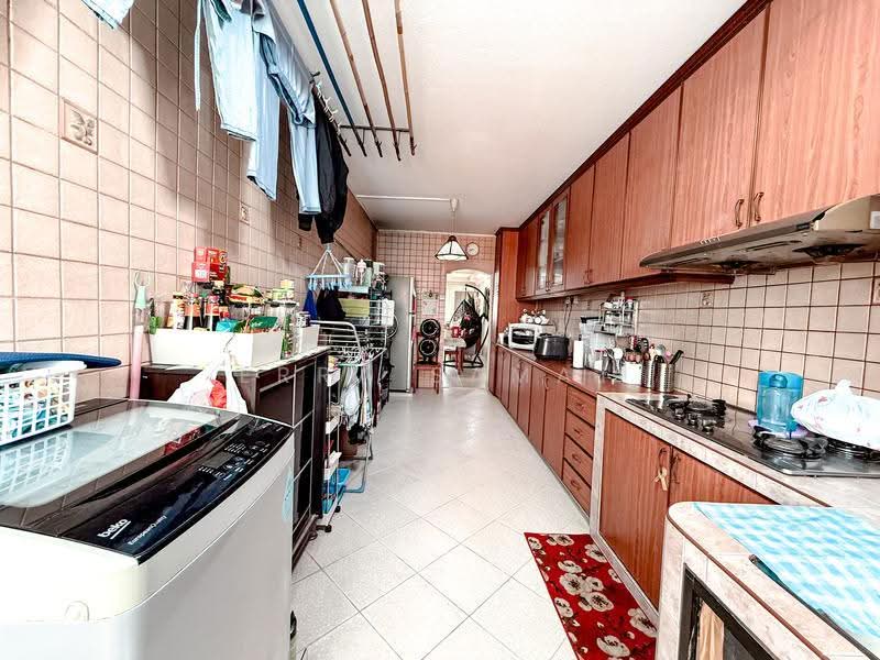 105 Teck Whye Lane, 105 Teck Whye Lane, Dairy Farm / Bukit Panjang / Choa Chu Kang, 3 Bedrooms, 1,108 sqft, HDB Flat For Sale, by Erra Samat, 500273440 - Kitchen - PropertyGuru.com.sg
