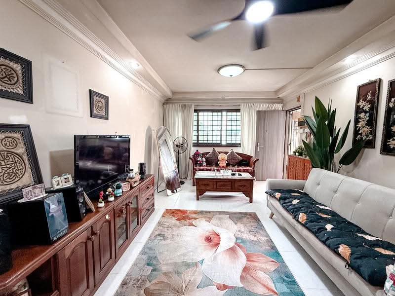 105 Teck Whye Lane, 105 Teck Whye Lane, Dairy Farm / Bukit Panjang / Choa Chu Kang, 3 Bedrooms, 1,108 sqft, HDB Flat For Sale, by Erra Samat, 500273440 - Living Room - PropertyGuru.com.sg