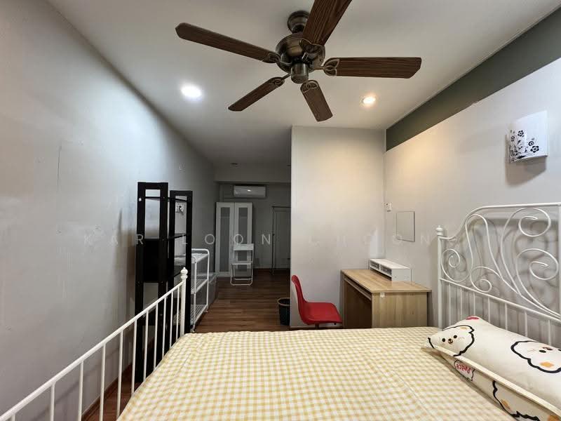 Mendon Spring, 198 Pasir Panjang Road, Buona Vista / West Coast / Clementi New Town, Room Rental, 110 sqft, Condominium For Rent, by Kar Loon Choong, 500273444 - Bedroom - PropertyGuru.com.sg