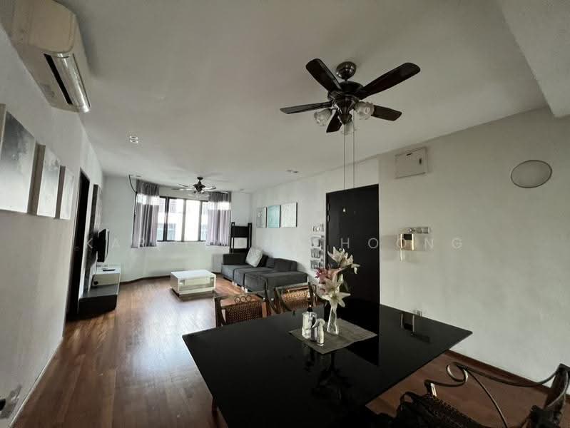 Mendon Spring, 198 Pasir Panjang Road, Buona Vista / West Coast / Clementi New Town, Room Rental, 110 sqft, Condominium For Rent, by Kar Loon Choong, 500273444 - Living Room - PropertyGuru.com.sg