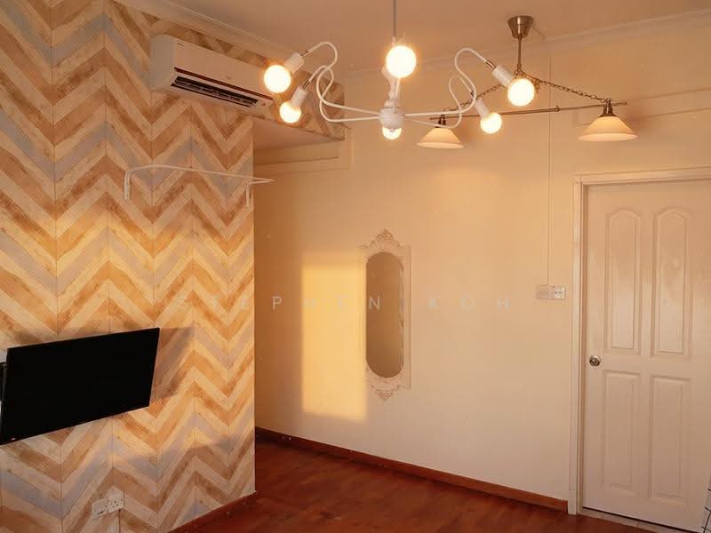 The Sunny Spring, 50 Lorong 40 Geylang, Eunos / Geylang / Paya Lebar, Room Rental, 140 sqft, Condominium For Rent, by Stephen Koh, 500273448 - Interior - PropertyGuru.com.sg