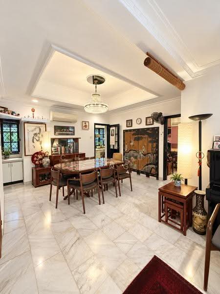 Goodman Landed Enclave, East Coast / Marine Parade, 8 Bedrooms, 3,000 sqft, Detached House For Sale, by Chia Hui Ting, 500273452 - Dining Room - PropertyGuru.com.sg