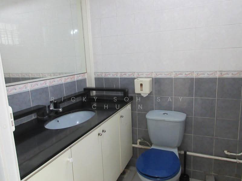 405 Admiralty Link, 405 Admiralty Link, Sembawang / Yishun, 3 Bedrooms, 925 sqft, HDB Flat For Sale, by Ricky Soh Say Chuan, 500273453 - Bathroom - PropertyGuru.com.sg