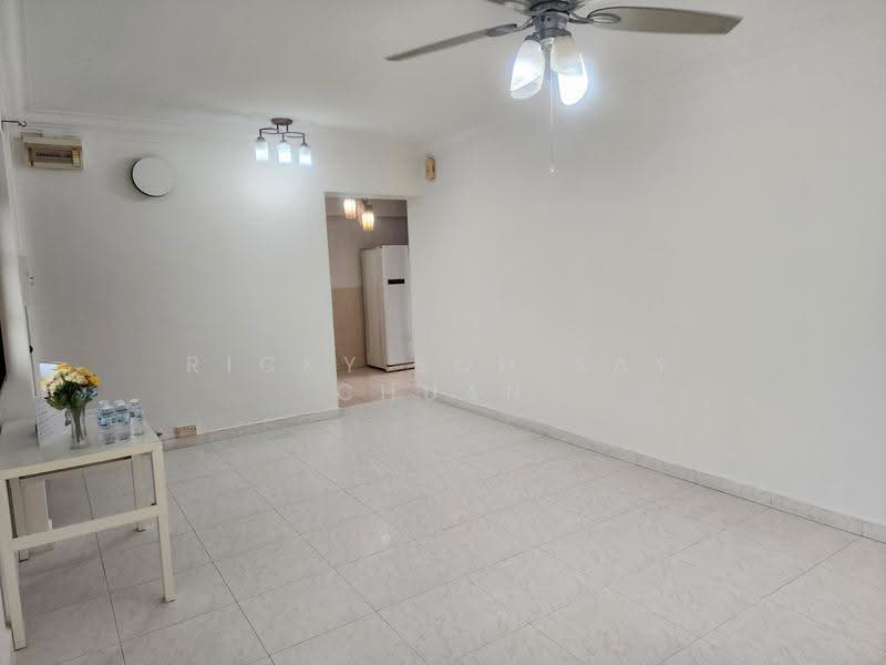 405 Admiralty Link, 405 Admiralty Link, Sembawang / Yishun, 3 Bedrooms, 925 sqft, HDB Flat For Sale, by Ricky Soh Say Chuan, 500273453 - Living Room - PropertyGuru.com.sg