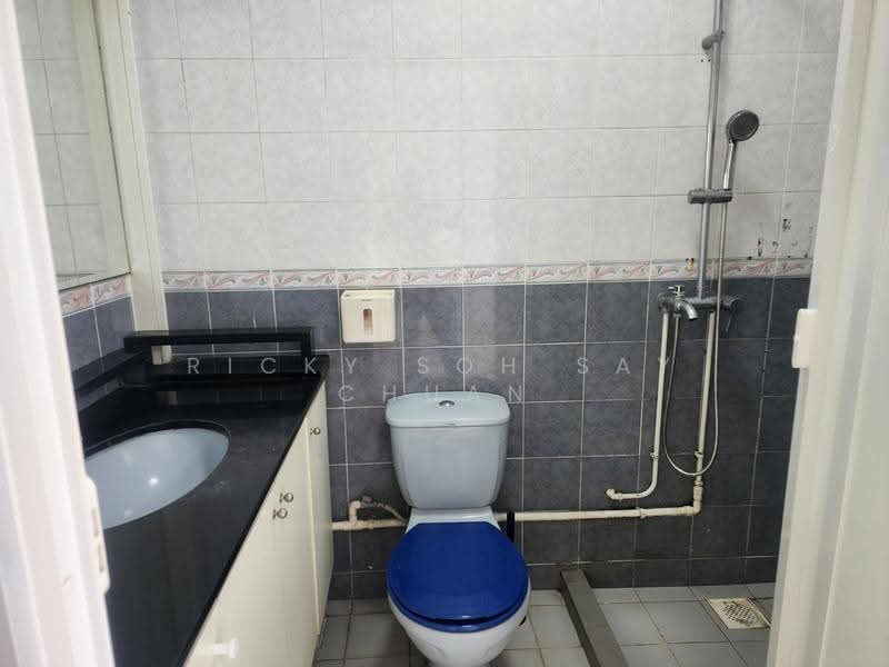 405 Admiralty Link, 405 Admiralty Link, Sembawang / Yishun, 3 Bedrooms, 925 sqft, HDB Flat For Sale, by Ricky Soh Say Chuan, 500273453 - Bathroom - PropertyGuru.com.sg