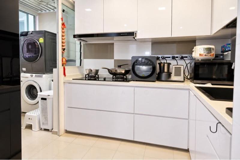 217C Sumang Walk, 217C 217C, Hougang / Punggol / Sengkang, 3 Bedrooms, 990 sqft, HDB Flat For Sale, by Li Fang, 500273458 - PropertyGuru.com.sg