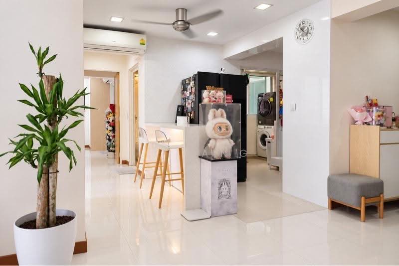217C Sumang Walk, 217C 217C, Hougang / Punggol / Sengkang, 3 Bedrooms, 990 sqft, HDB Flat For Sale, by Li Fang, 500273458 - PropertyGuru.com.sg