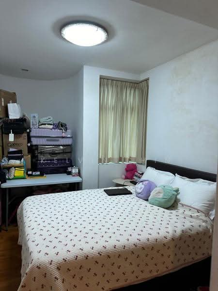 Valley Park, 483 River Valley Road, Tanglin / Holland / Bukit Timah, 2 Bedrooms, 1,324 sqft, Condominium For Rent, by Kelvin Chin, 500273470 - Bedroom - PropertyGuru.com.sg