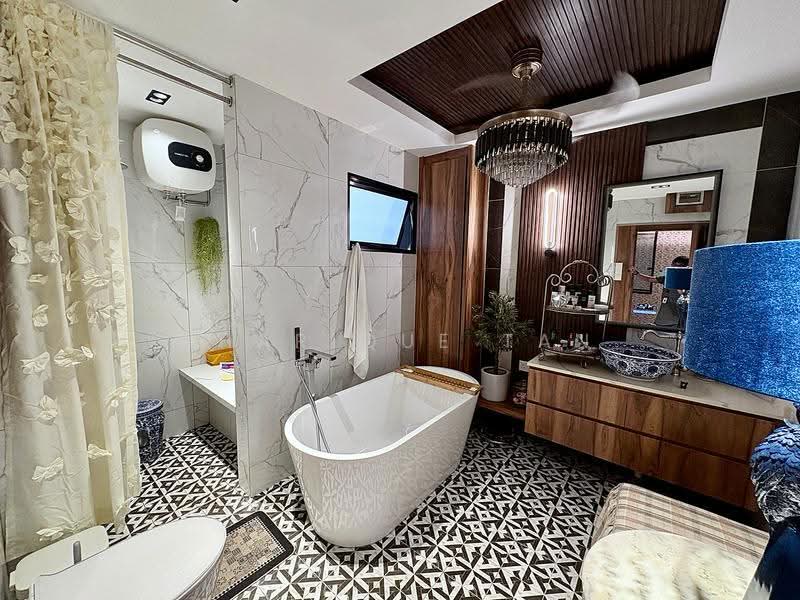 636 Woodlands Ring Road, 636 Woodlands Ring Road, Admiralty / Woodlands, 4 Bedrooms, 1,528 sqft, HDB Flat For Sale, by Sharique Tan, 500273480 - Bathroom - PropertyGuru.com.sg