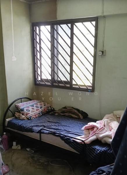 2 Hougang Avenue 3, 2 Hougang Avenue 3, Hougang / Punggol / Sengkang, 2 Bedrooms, 690 sqft, HDB Flat For Rent, by Hazel Wong You Er, 500273485 - Bedroom - PropertyGuru.com.sg