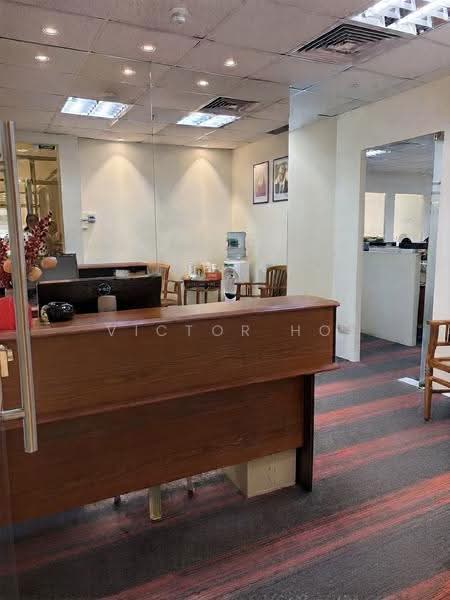 Peninsula Plaza, 111 North Bridge Road, City Hall / Clarke Quay, 1,700 sqft, Office For Rent, by Victor Ho, 500273493 - Reception - CommercialGuru.com.sg