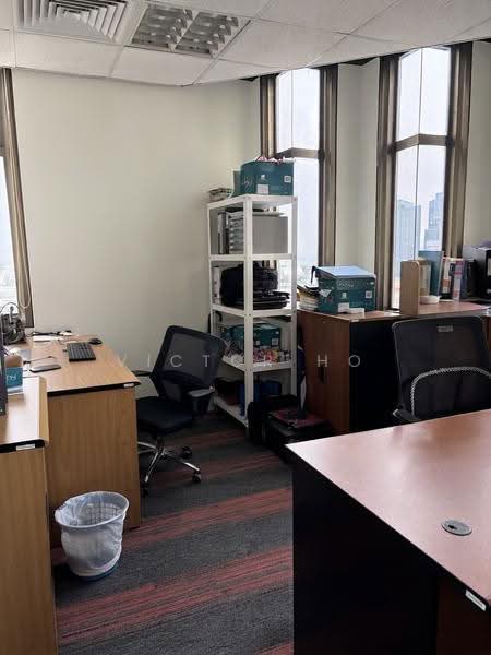 Peninsula Plaza, 111 North Bridge Road, City Hall / Clarke Quay, 1,700 sqft, Office For Rent, by Victor Ho, 500273493 - Room 3 - CommercialGuru.com.sg