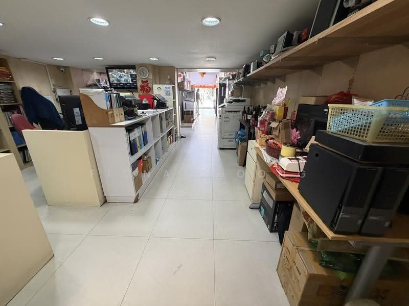 Shophouse, Geylang Road, Eunos / Geylang / Paya Lebar, 1,327 sqft, Shop / Shophouse For Rent, by Fiona Choong, 500273494 - Interior - CommercialGuru.com.sg