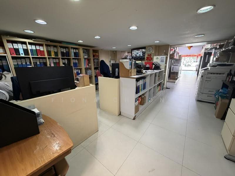 Shophouse, Geylang Road, Eunos / Geylang / Paya Lebar, 1,327 sqft, Shop / Shophouse For Rent, by Fiona Choong, 500273494 - Interior - CommercialGuru.com.sg