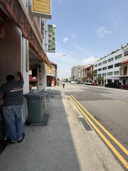 Shophouse, Geylang Road, Eunos / Geylang / Paya Lebar, 1,327 sqft, Shop / Shophouse For Rent, by Fiona Choong, 500273494 - CommercialGuru.com.sg