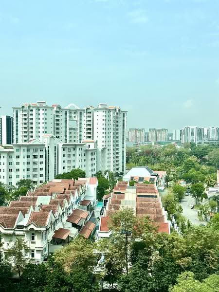 Livia, 73 Pasir Ris Grove, Pasir Ris / Tampines, 2 Bedrooms, 915 sqft, Condominium For Sale, by Desiree Ang, 500273495 - Facing from MBR - PropertyGuru.com.sg