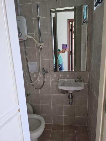 The Tropica, 51 Tampines Avenue 1, Pasir Ris / Tampines, 3 Bedrooms, 1,238 sqft, Condominium For Rent, by Shobha Narwani, 500273511 - Bathroom - PropertyGuru.com.sg