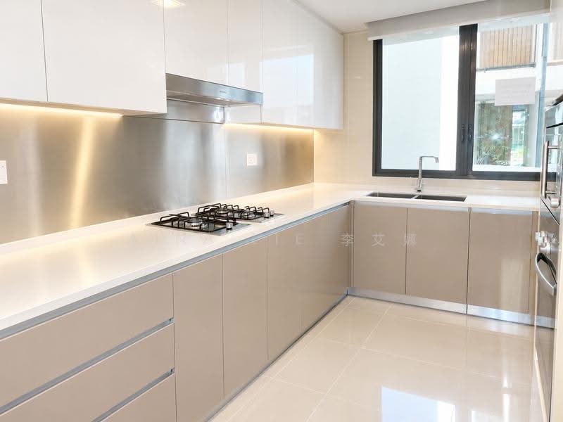 Hedges Park Condominium, 71 Flora Drive, Changi Airport / Changi Village, 4 Bedrooms, 1,539 sqft, Condominium For Sale, by Aina Lie 李艾娜, 500273516 - Kitchen - PropertyGuru.com.sg